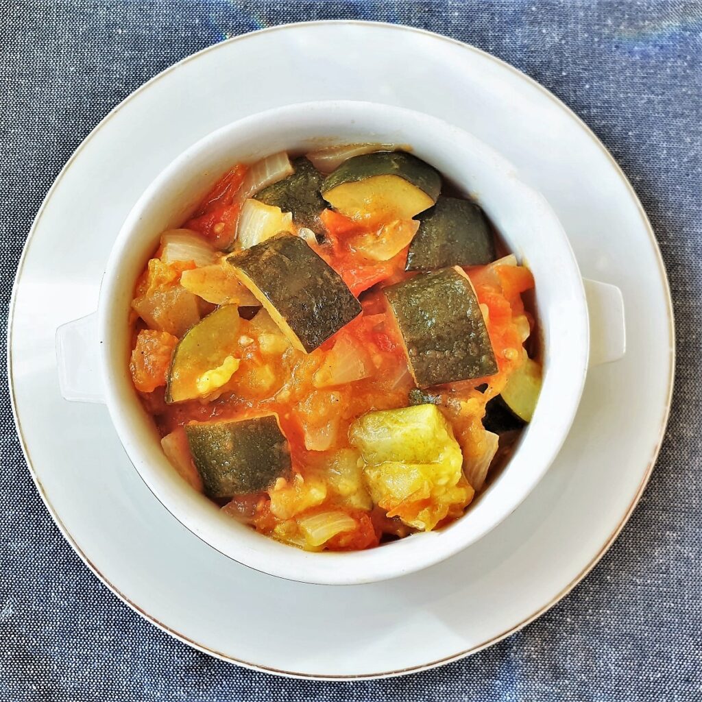 Baby Marrows with Tomato and Onion Foodle Club