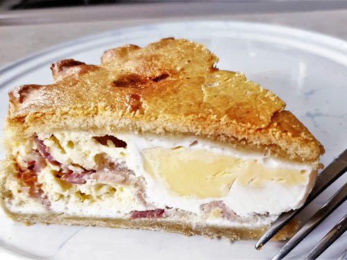 Old Fashioned Bacon And Egg Pie