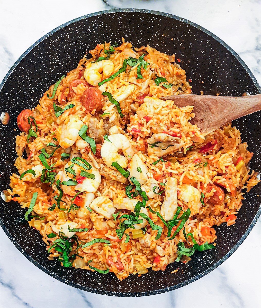 Easy homemade Jambalaya with chicken, chorizo and prawns Foodle Club