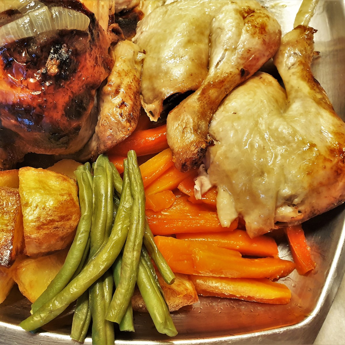 Close up of the honey lemon chicken thighs.