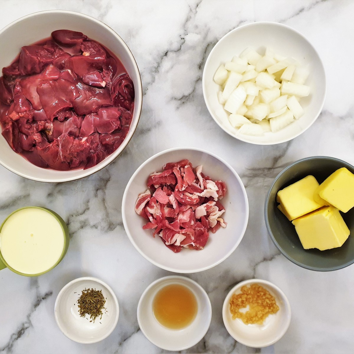 Ingredients for chicken liver pate.