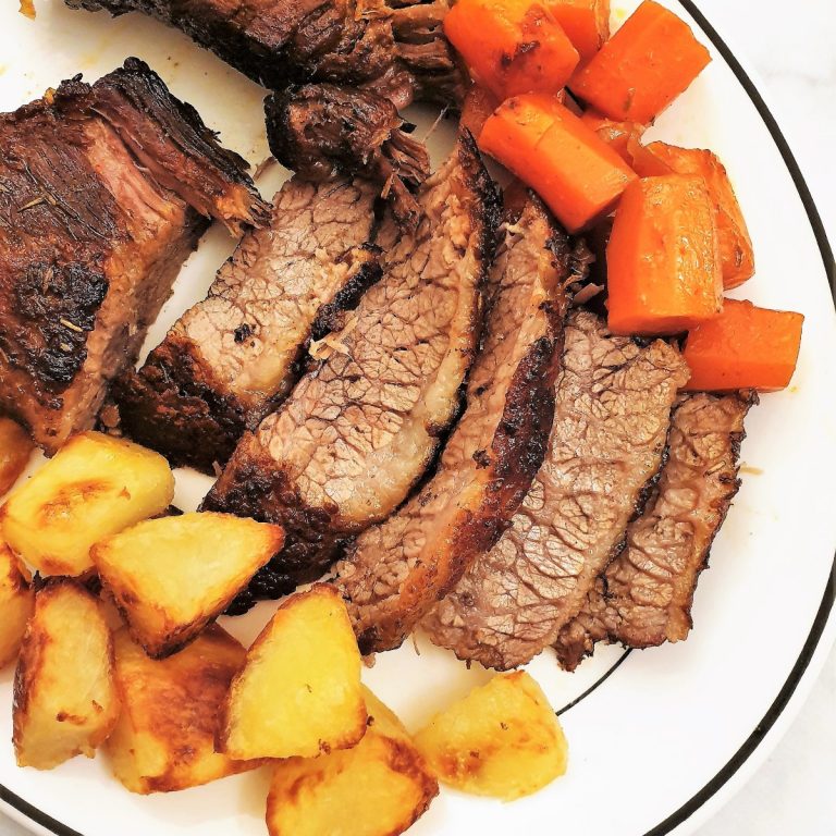 Slowroasted brisket with onion gravy Foodle Club