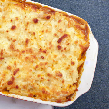 A dish of macaroni and cheese lasagne.