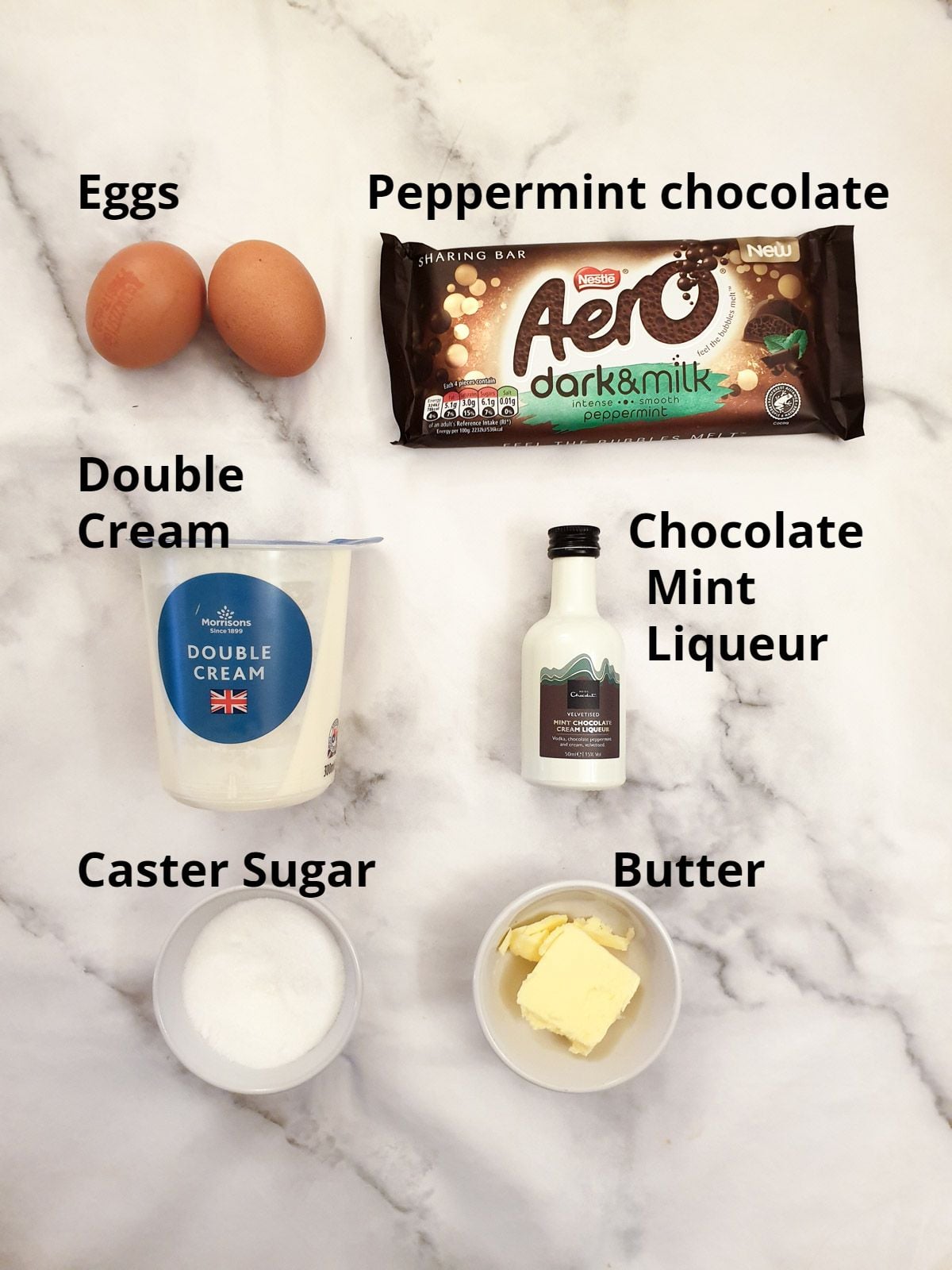 Ingredients for peppermint aero chocolate mousse.
