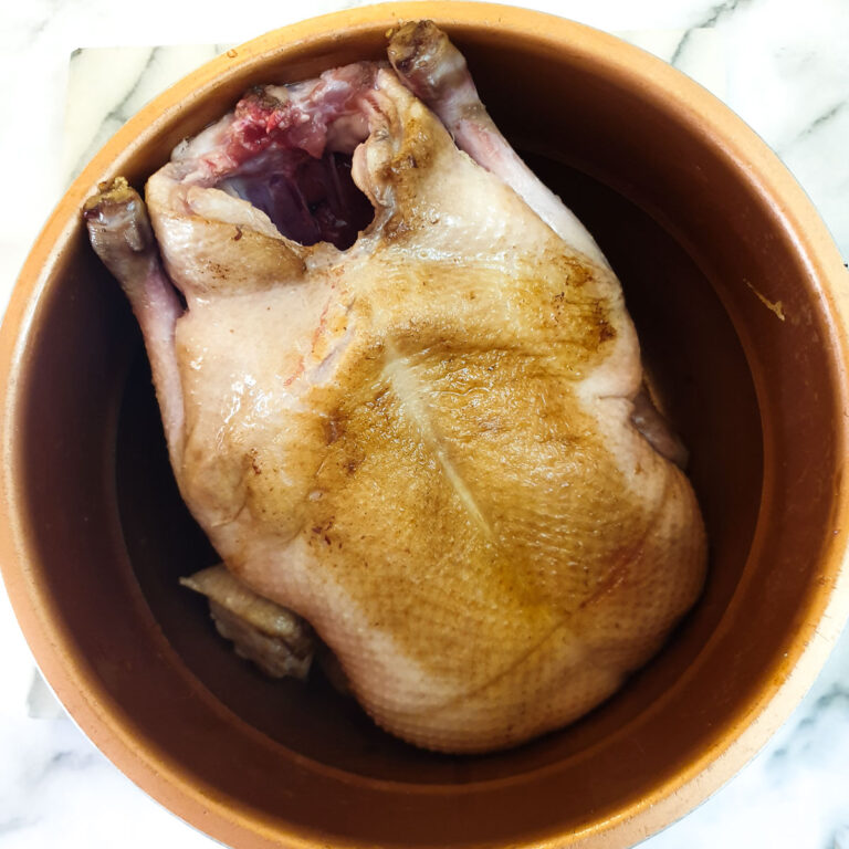 How to cook a duck in a pressure cooker - Foodle Club