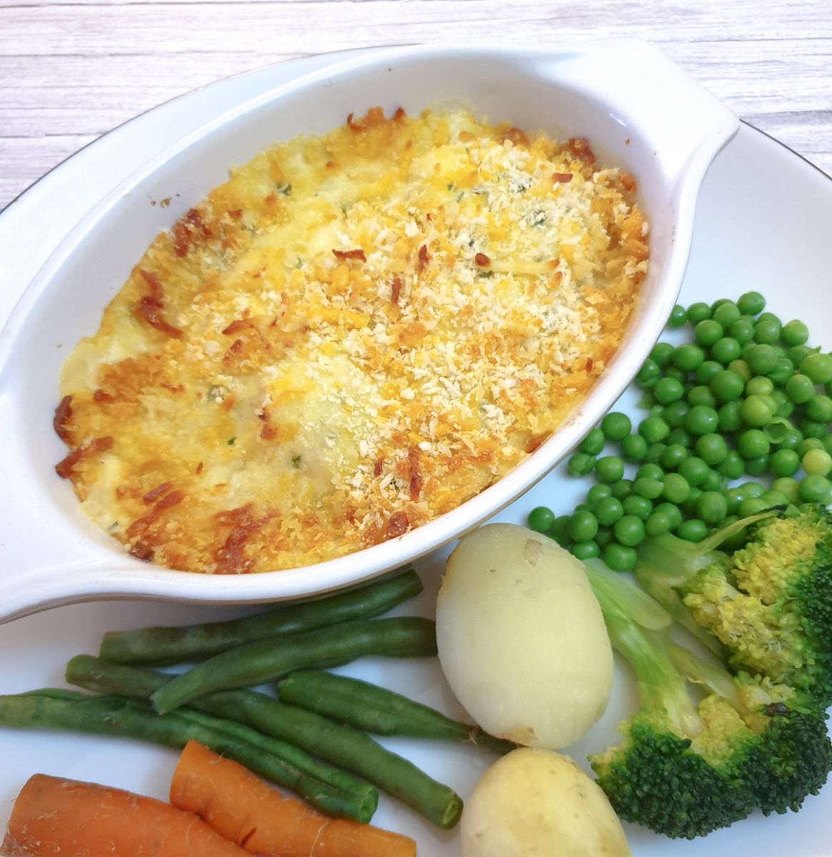Cod Mornay with prawns Foodle Club