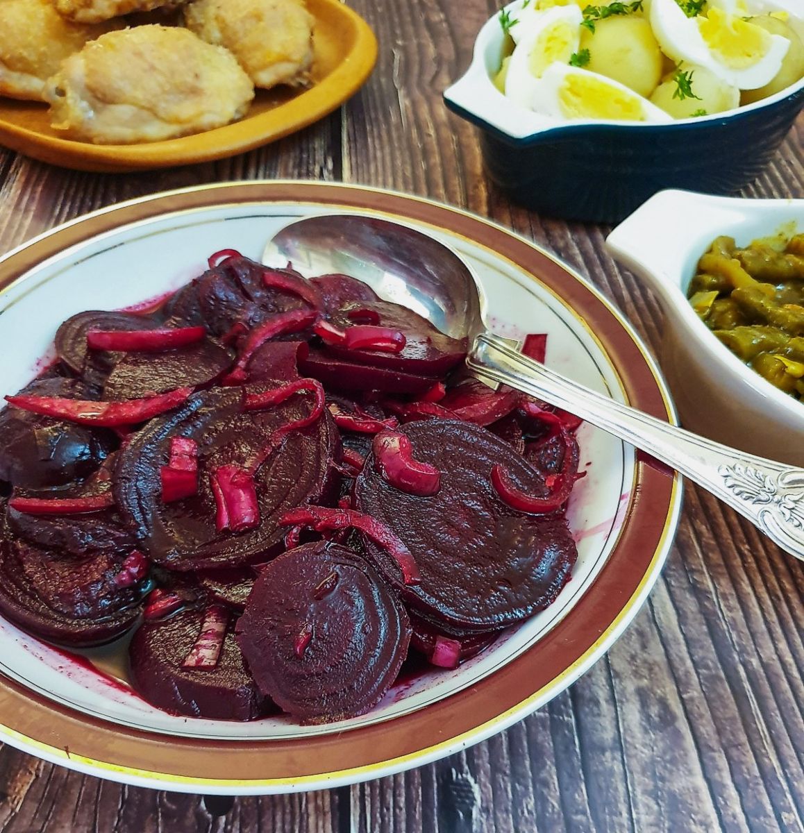 Spicy beetroot salad Foodle Club