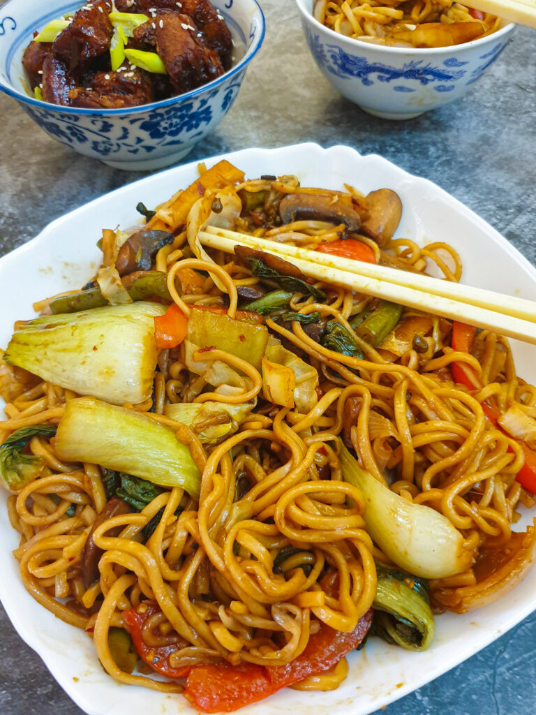 A dish of vegetable lo mein.