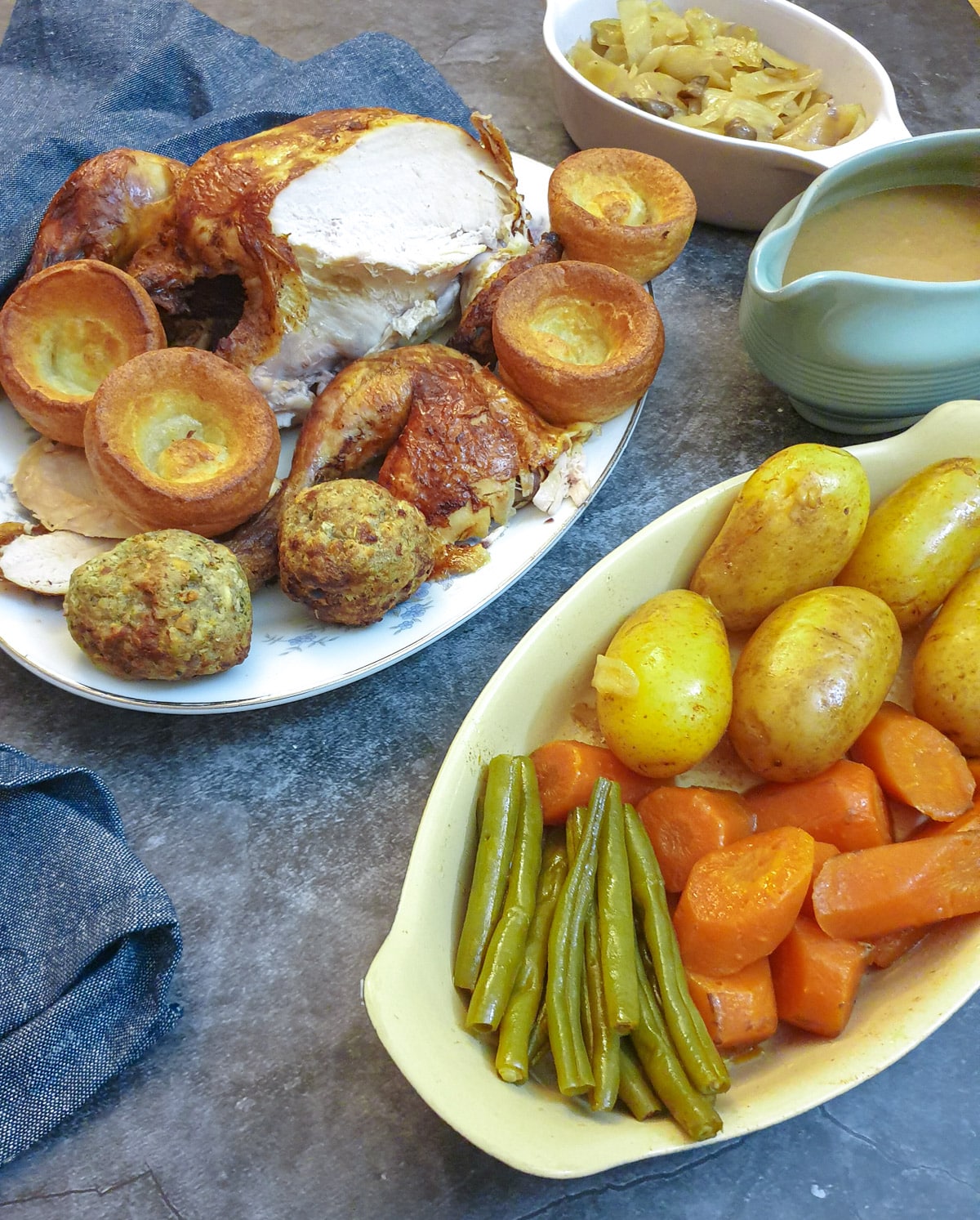 Slowcooker roast chicken dinner Foodle Club
