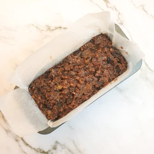 No-bake Christmas cake (with chocolate) - Foodle Club