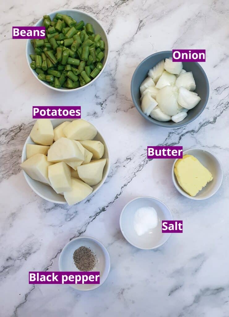 Ingredients for mashed green beans.