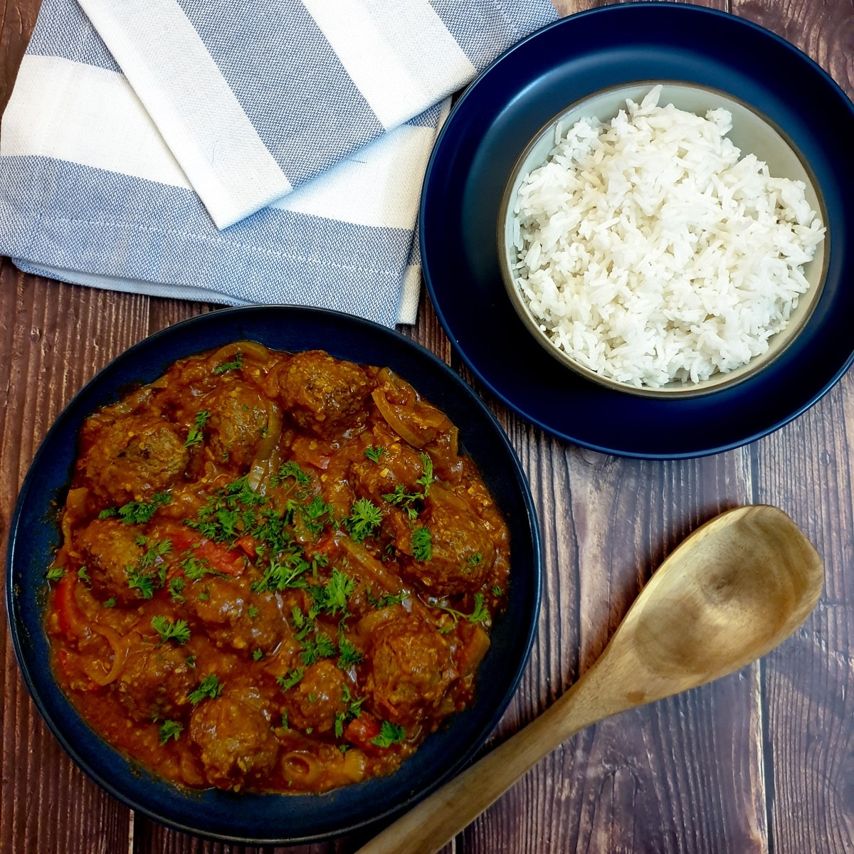 Curried meatballs in onion gravy Foodle Club