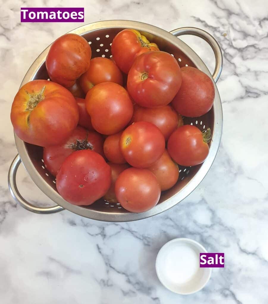 Ingredients for making passata.