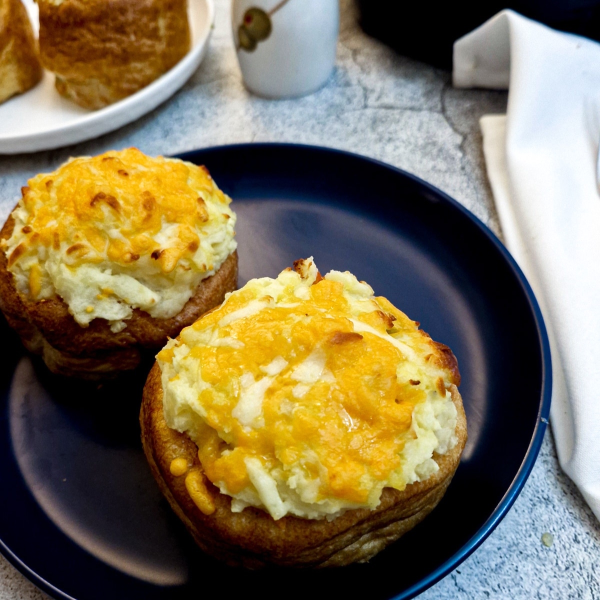 Stuffed Yorkshire pudding pies Foodle Club