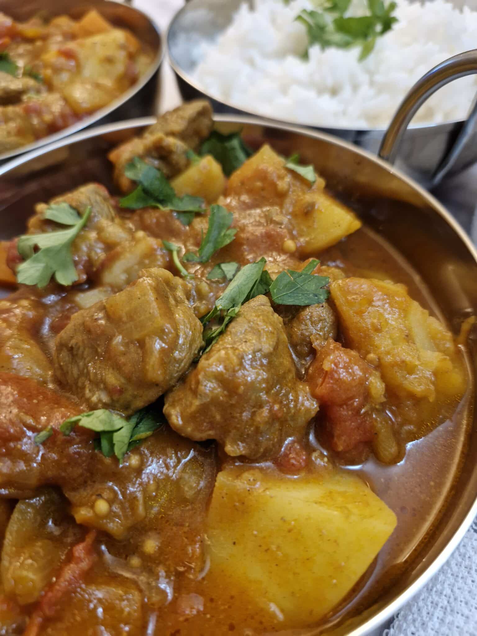 Close up of a dish of easy lamb curry.