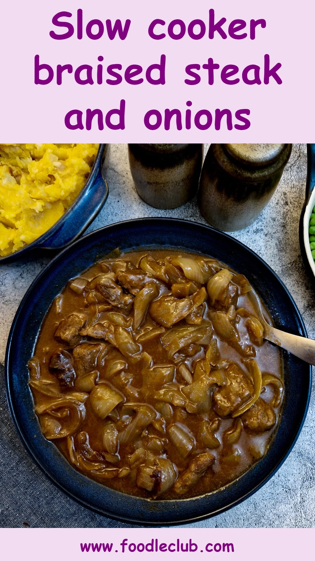 Slow cooker braised steak and onions - Foodle Club