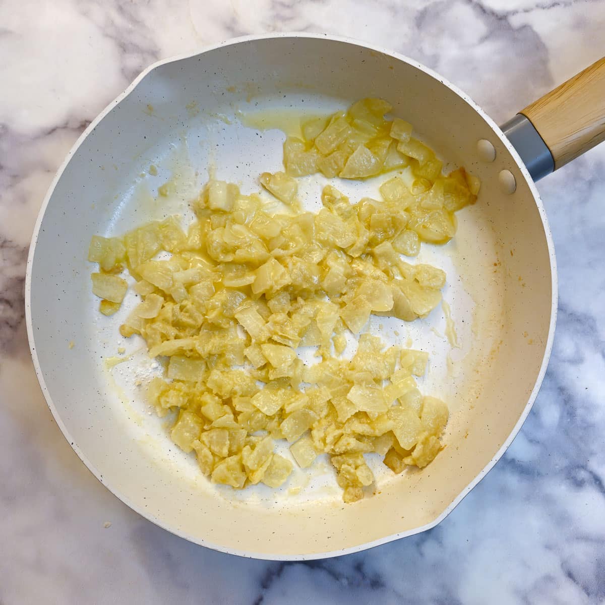 Flour mixed with softened onions.