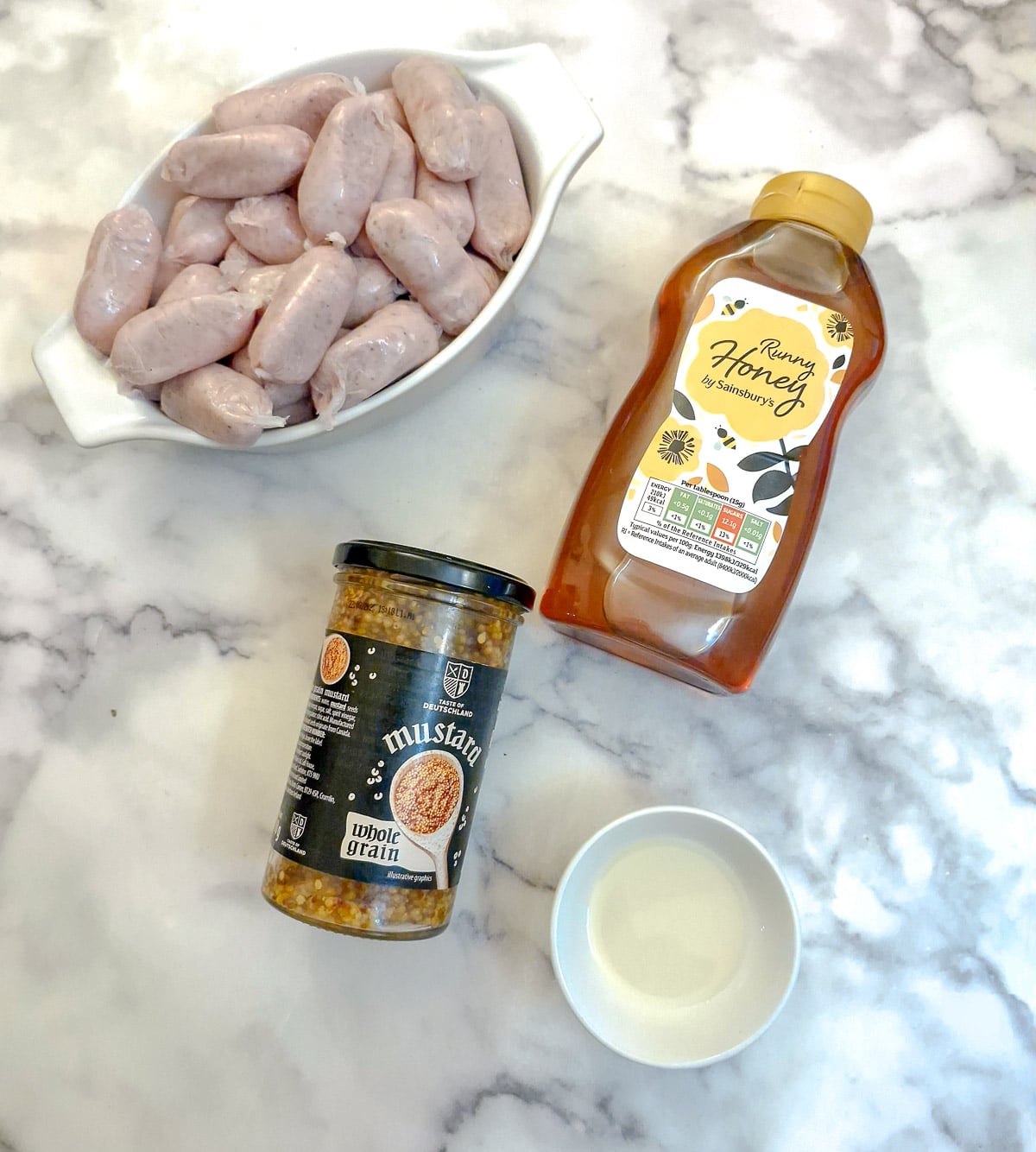 Ingredients for sticky cocktail sausages.