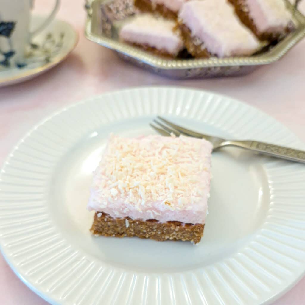 Coconut jam slice - Foodle Club