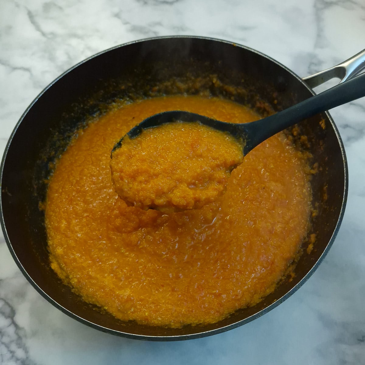 Step 6, tomatoes, onions and capsicum cooked until thickened.