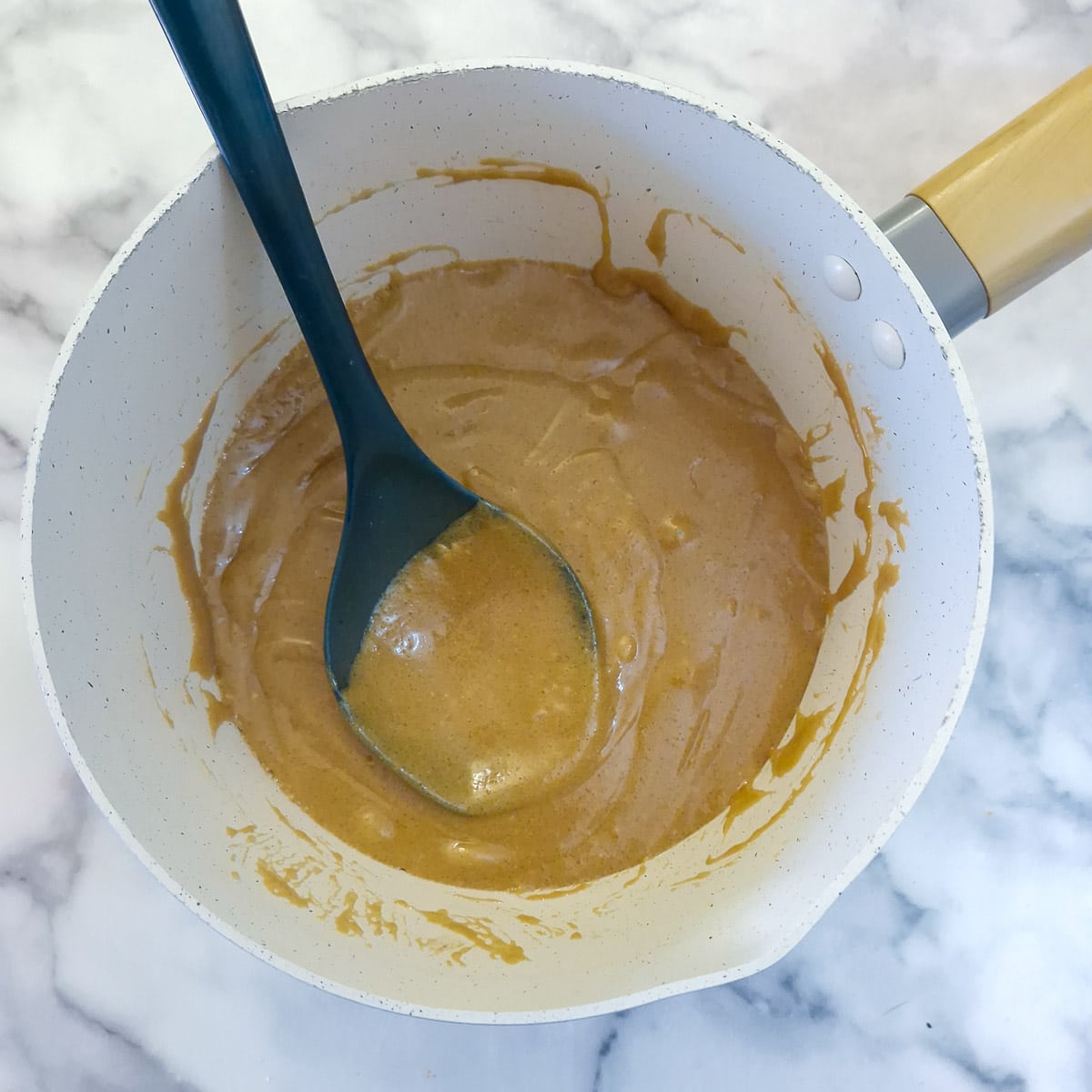 Step 3 - the peanut butter mixture mixed until smooth.